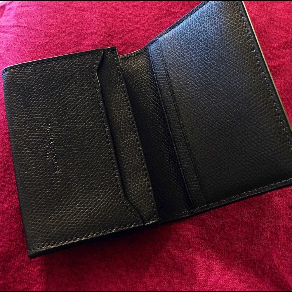Michael Kors Black Leather wallet - Picture 3 of 6
